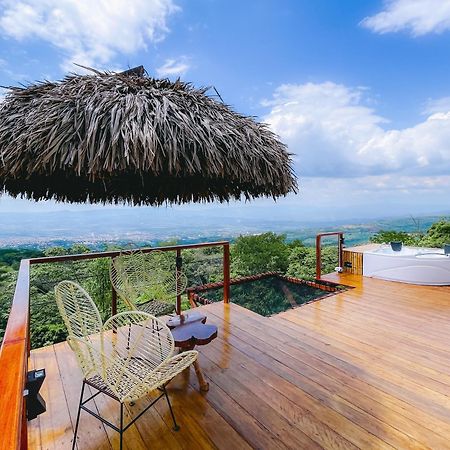Los Glampings De Taytamaki Tarapoto Eksteriør billede